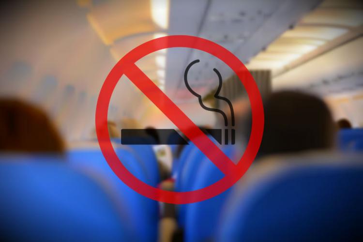 Пассажиры самолетов стали чаще курить и пить в воздухе